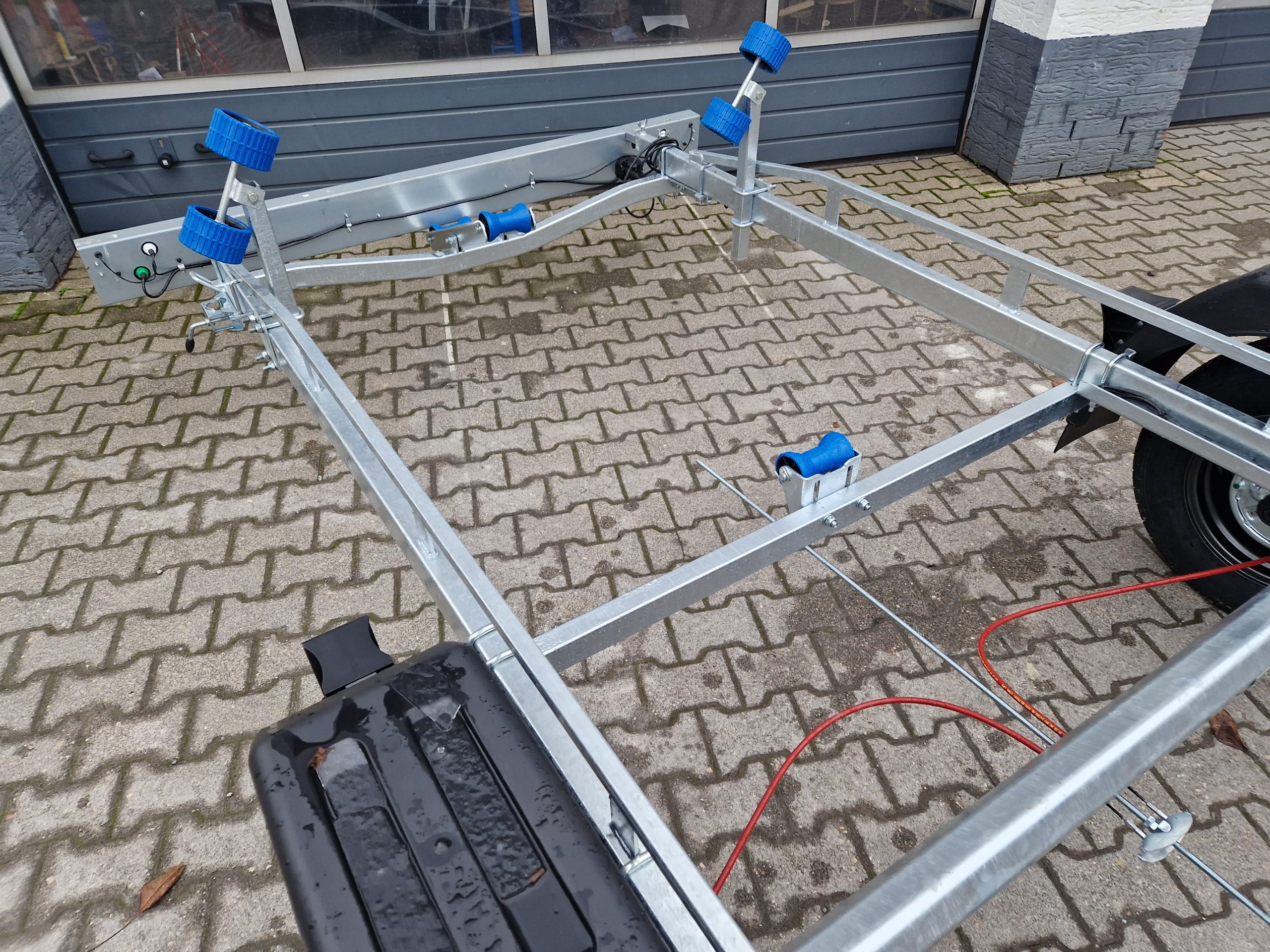 Neptun Bootstrailer Navy GN 231 1300 mit Winde 1300kg Neu