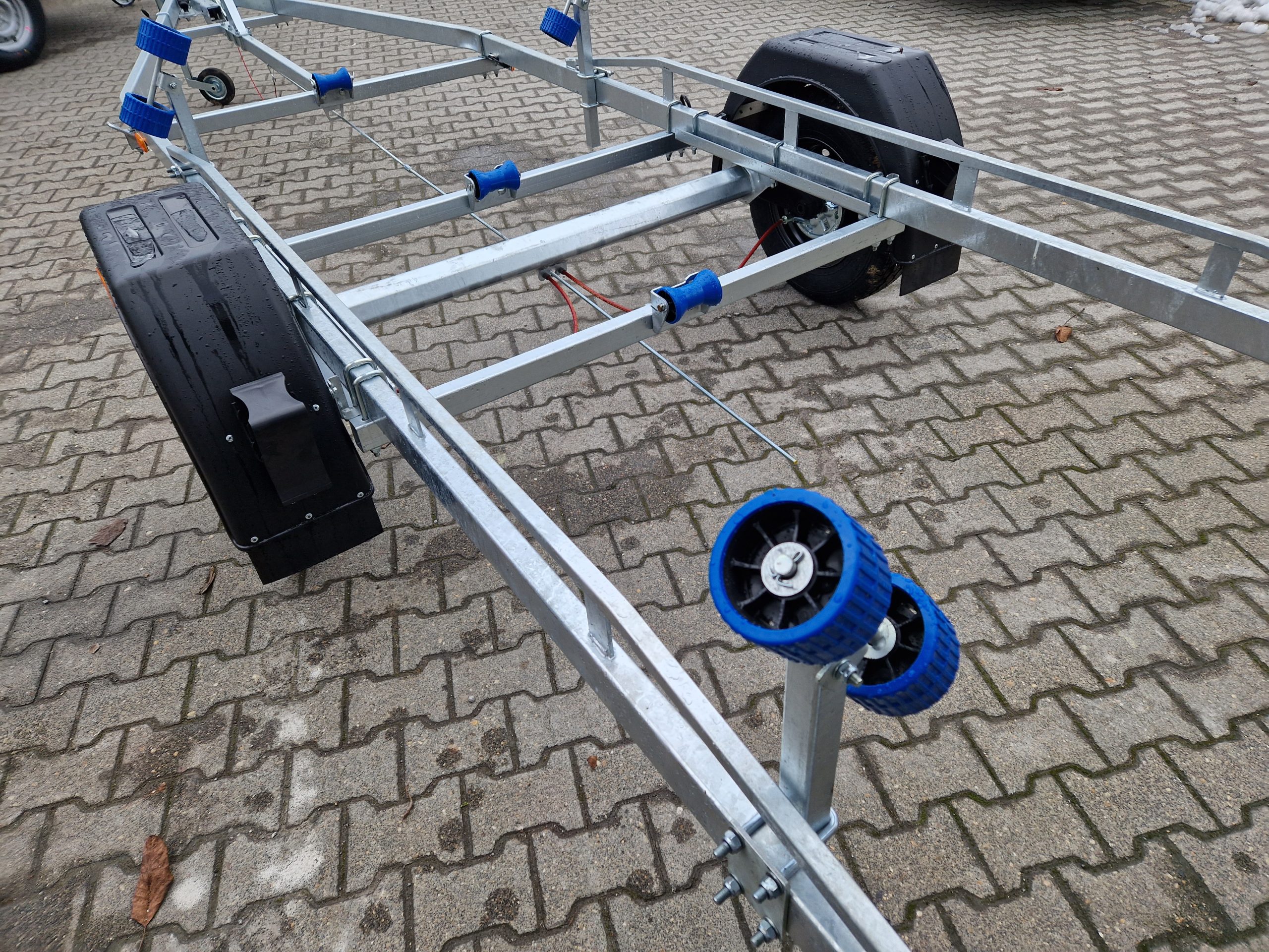 Neptun Bootstrailer Navy GN 231 1300 mit Winde 1300kg Neu