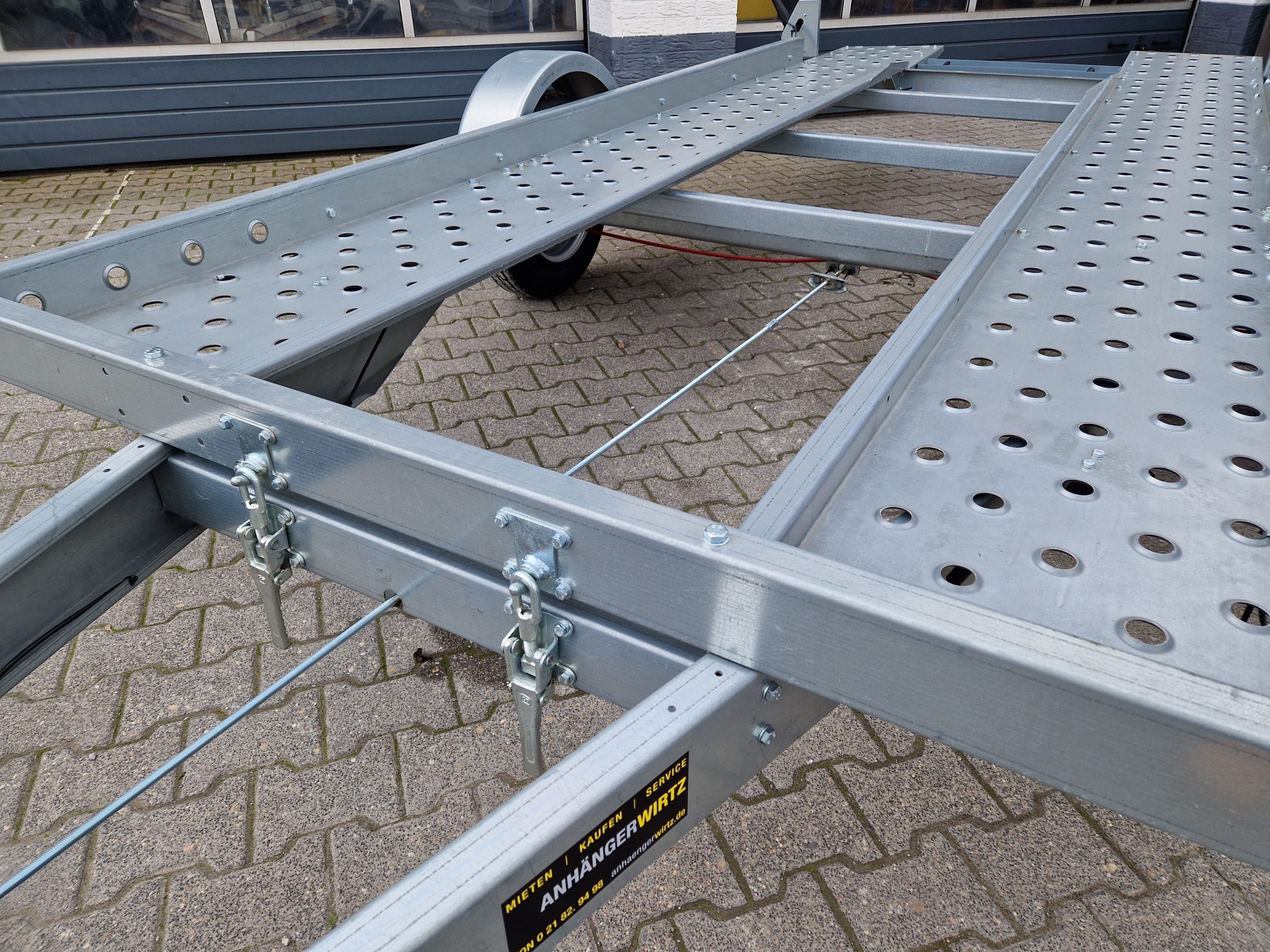 Kleinfahrzeug Transporter easyload Daytona 1800 362x180cm 1800kg Modell 2025