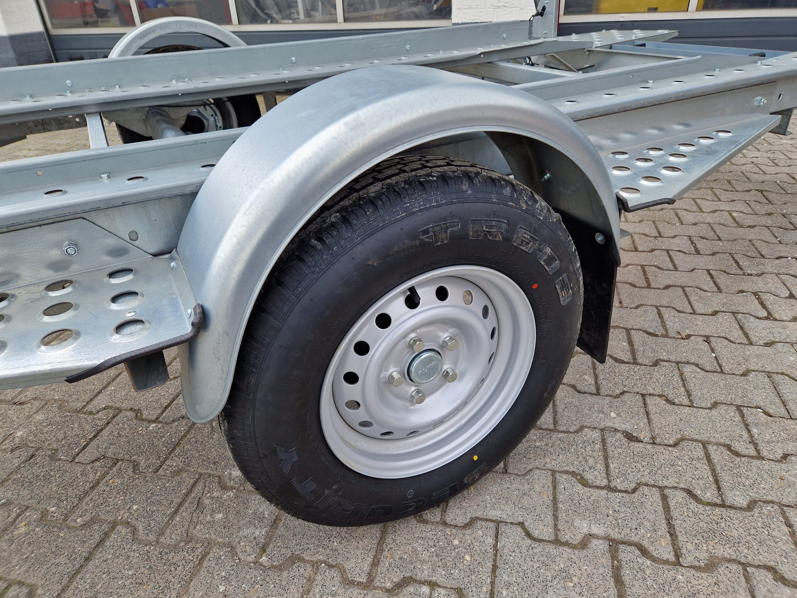 Kleinfahrzeug Transporter easyload Daytona 1800 362x180cm 1800kg Modell 2025