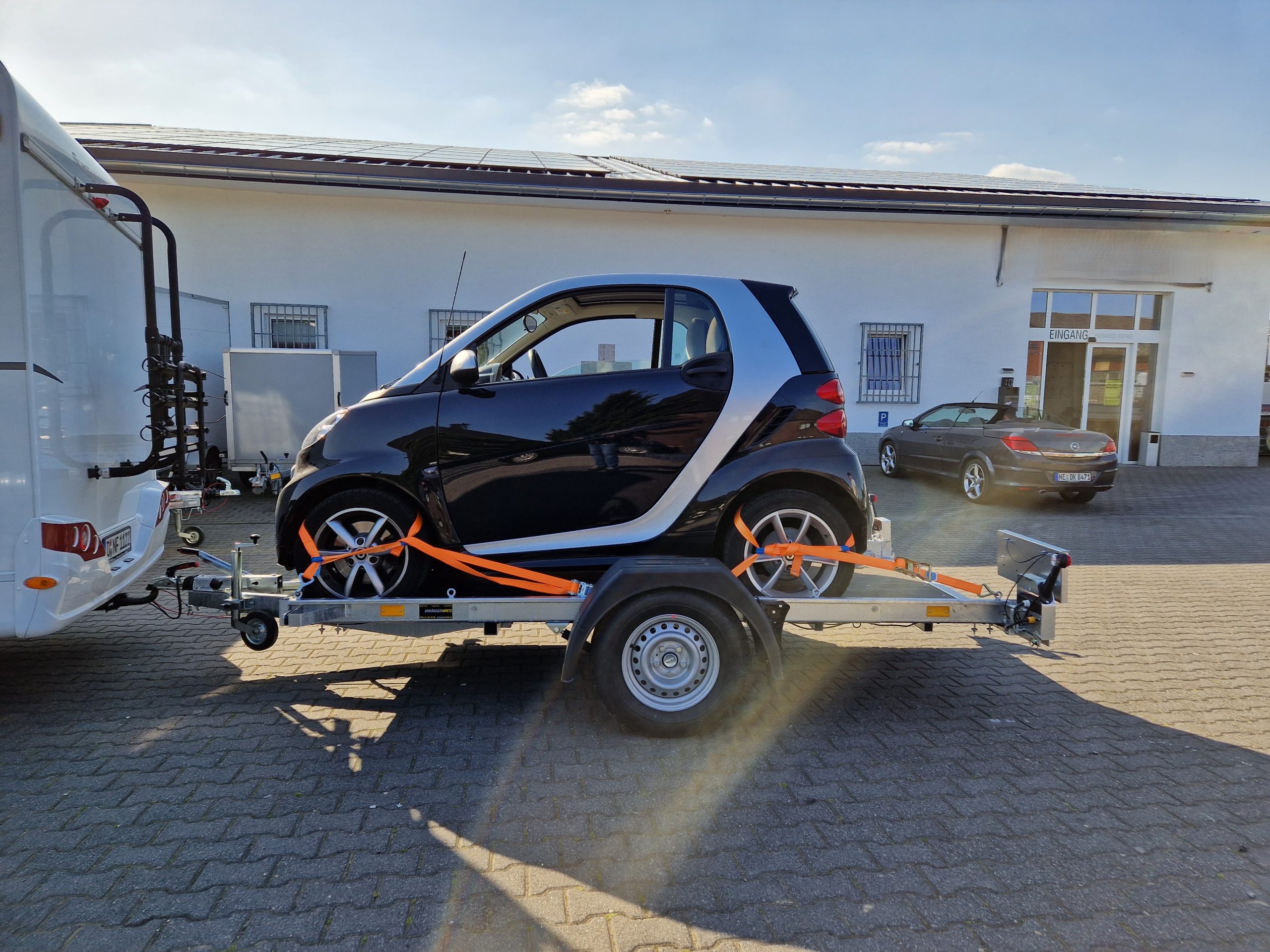 Kleinfahrzeug Transporter Multi easyload UNI N13 – 305 305x166x10cm (M) 1300kg online Aktion