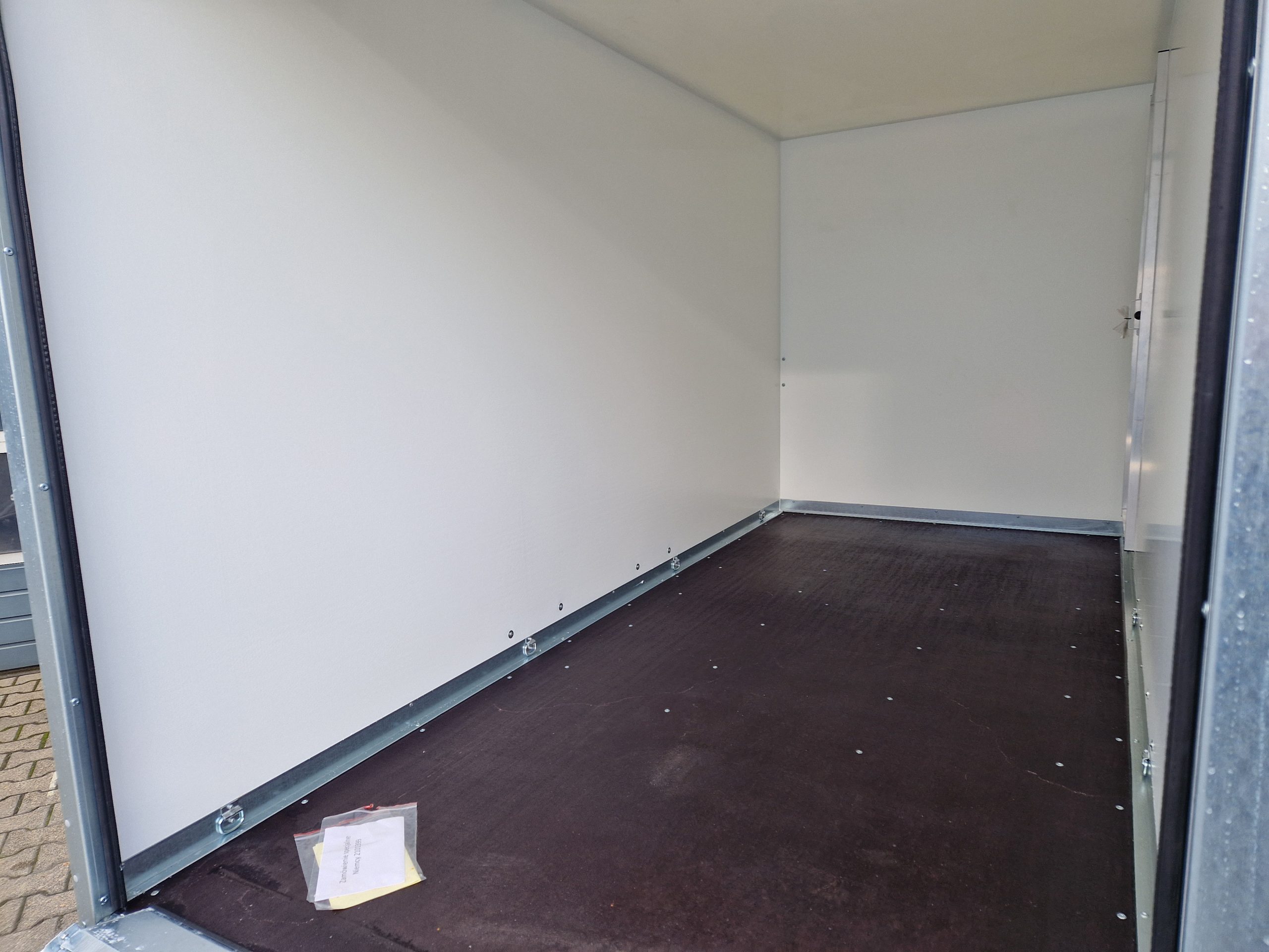 Brenderup Cargo Dynamic CD350 TB R ST 350x155x185cm Heckrampe Seitentür Wabenwände (L) 2500kg
