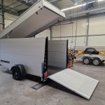 ALUBOXX Deckelanhänger GTB 1500 VT3 Ultra Low 301x151x153cm LED black deal Modell 2025