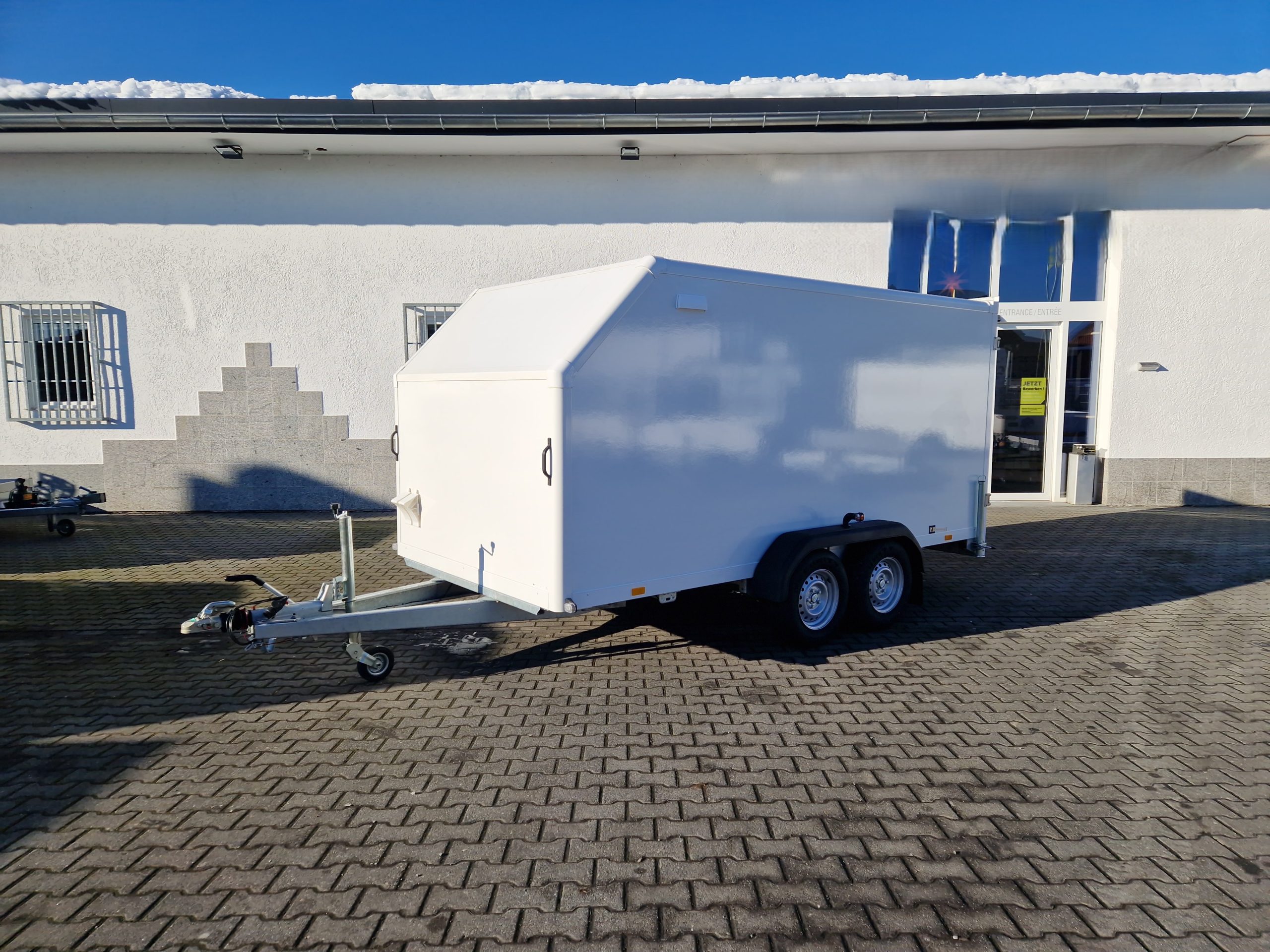 Kargo FS2740/180HTL 405x200x180cm GFK aero Zurrsystem LED Tieflader 100km/H (XL) 2700kg