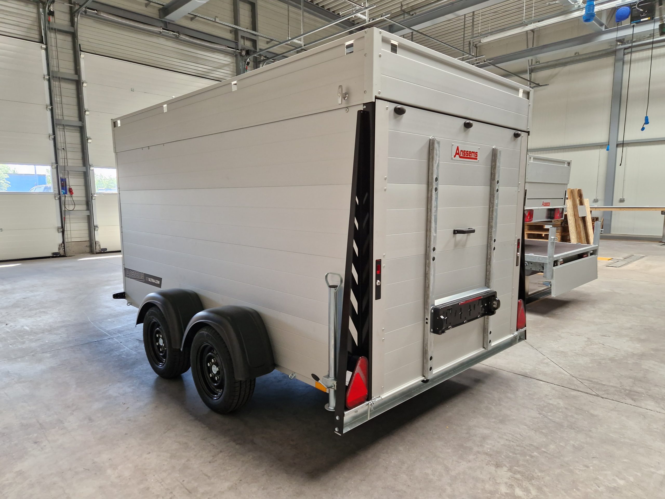 ALUBOXX Deckelanhänger GTB 2500 VT3 Ultra Low Tandem 2500kg