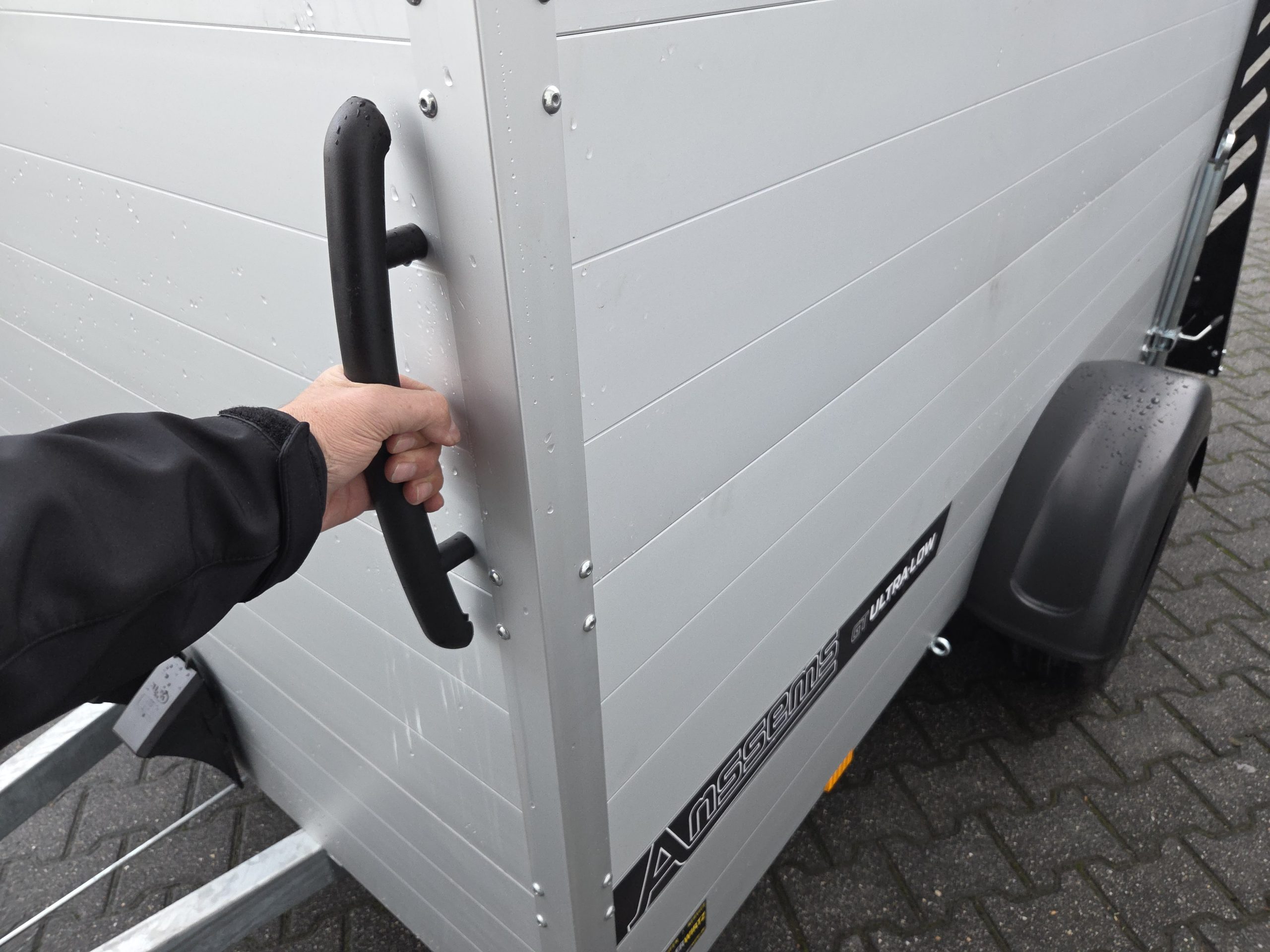 ALUBOXX Deckelanhänger GTB 1350 VT3 Ultra Low 251x151cm 1350kg