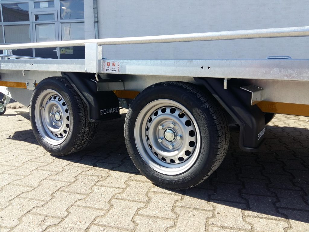 Auto Transporter Atlas 406x200cm Reling Winde Rampen 13″ niedrig Fahrwerk (XL) 2700kg