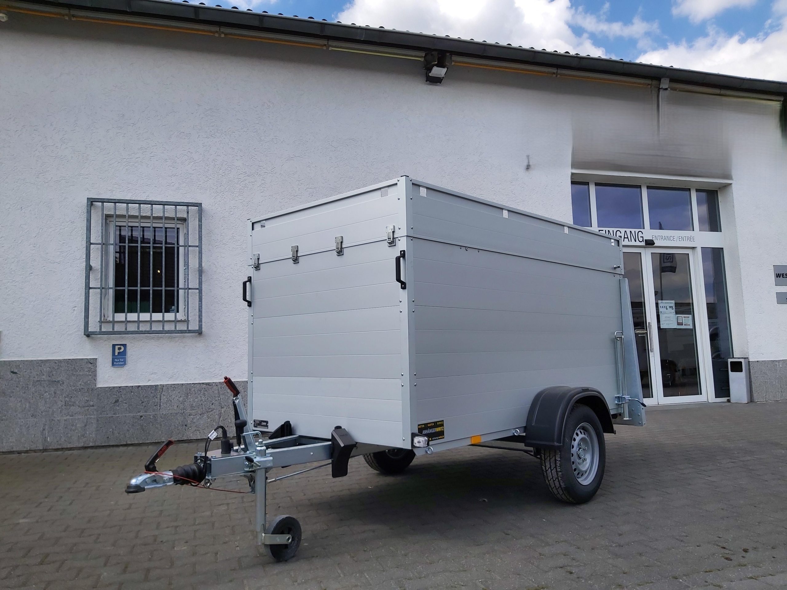 ALUBOXX Deckelanhänger GTB 1200 VT2 251x126x118cm Heckrampe (S) 1160kg Frühling Aktion