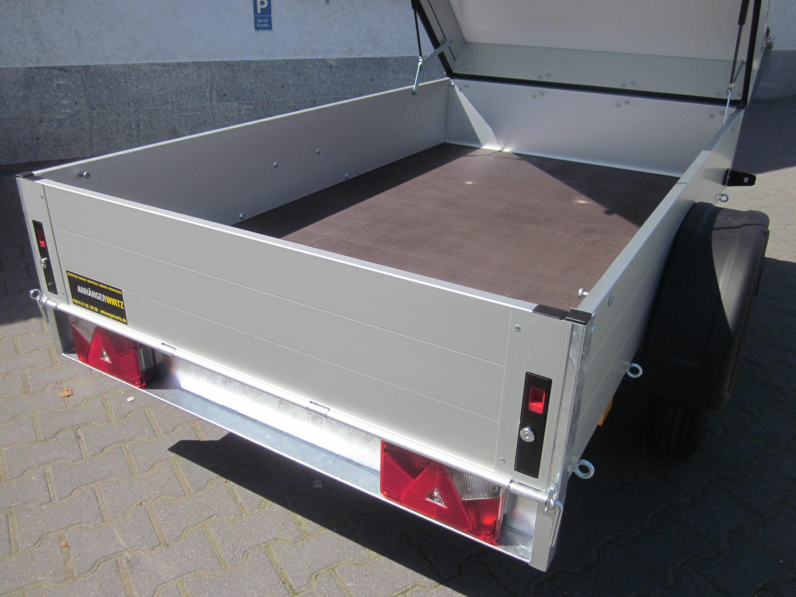 ALUBOXX Deckelanhänger GT 750 HT 211x126x48cm (XS) 750kg