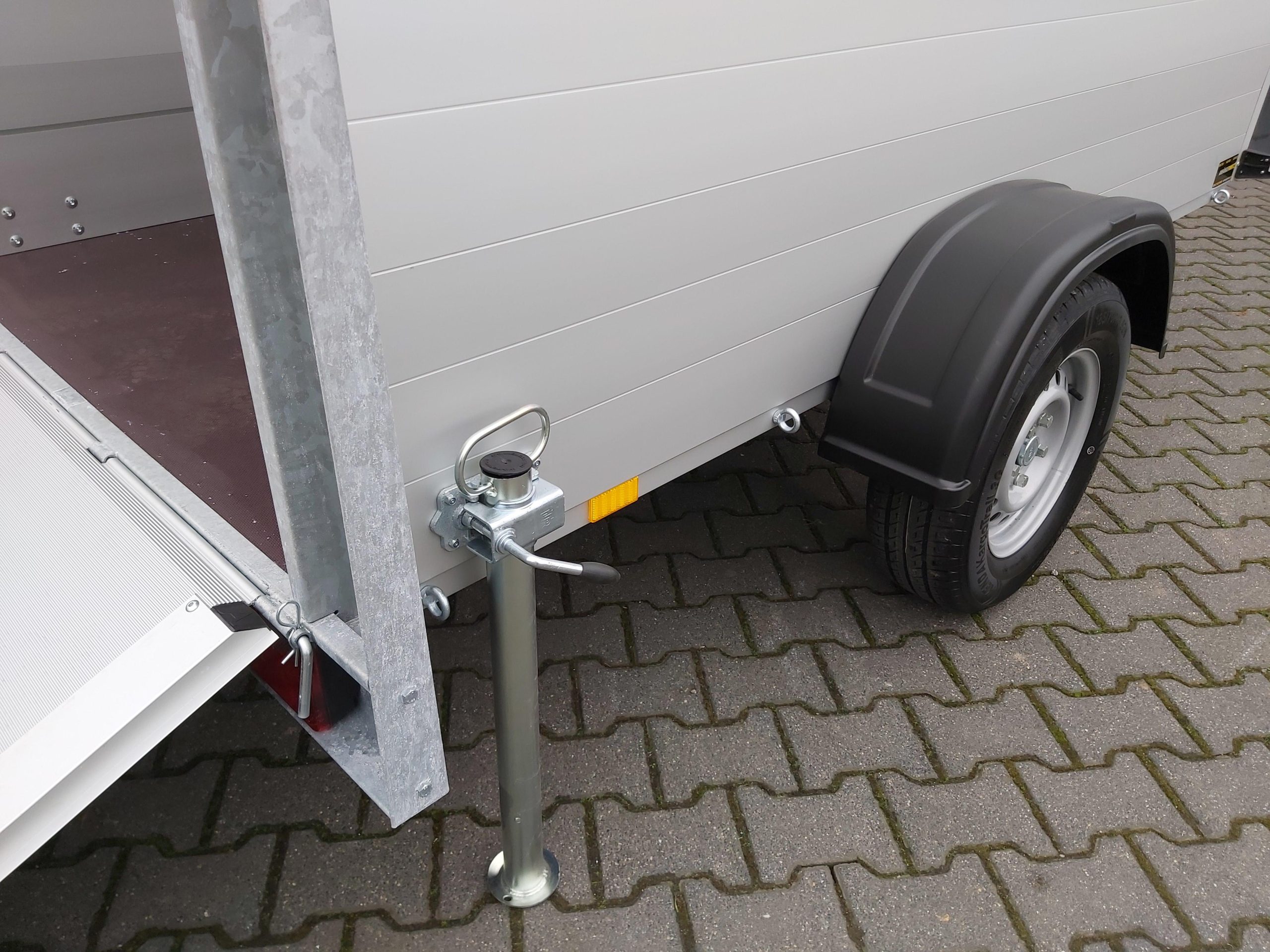 ALUBOXX Deckelanhänger GTB 1200 VT3 251x126x153cm Heckrampe (S) 1200kg Frühling Aktion