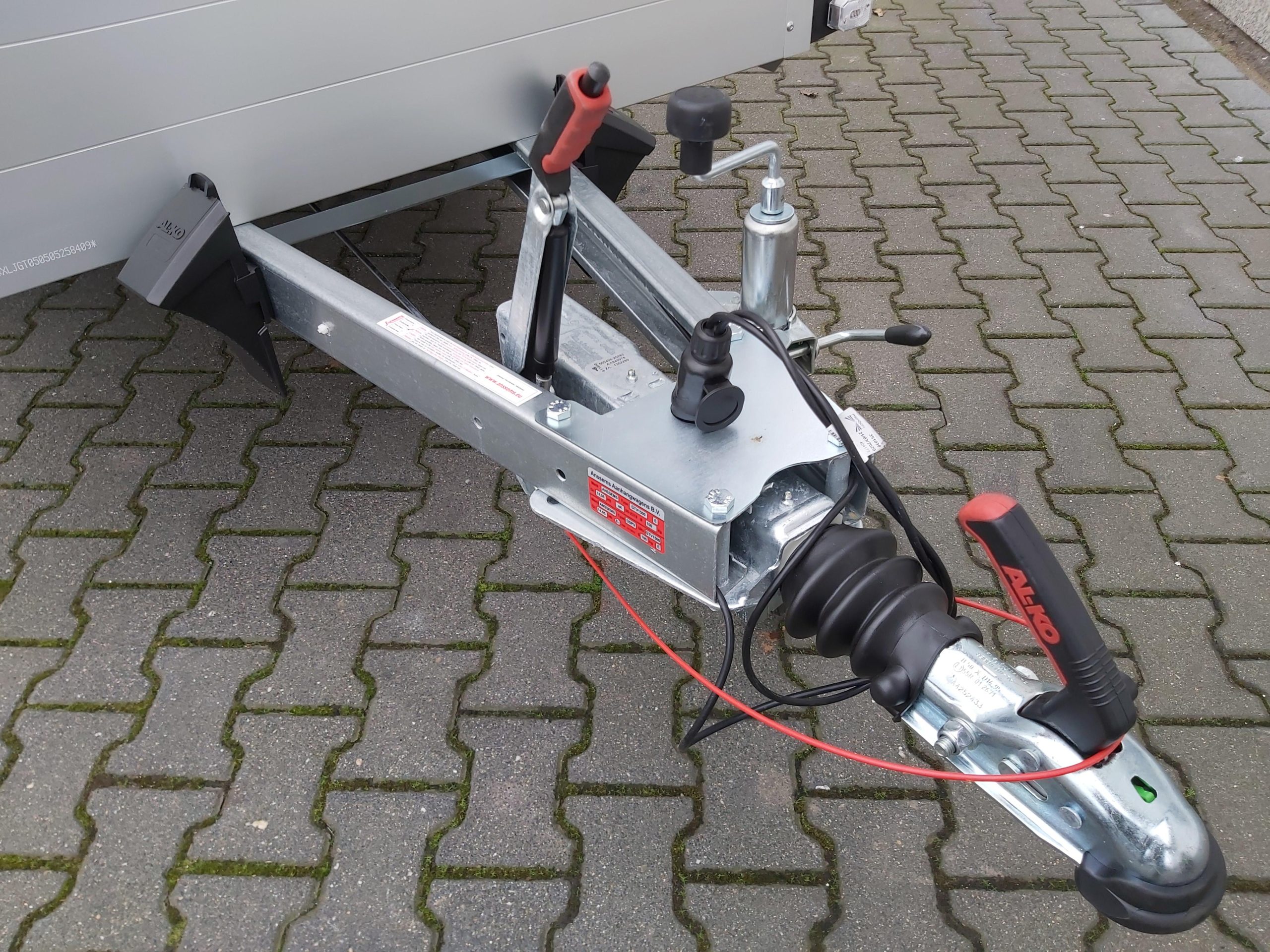 ALUBOXX Deckelanhänger GTB 1200 VT3 251x126x153cm Heckrampe (S) 1200kg Frühling Aktion