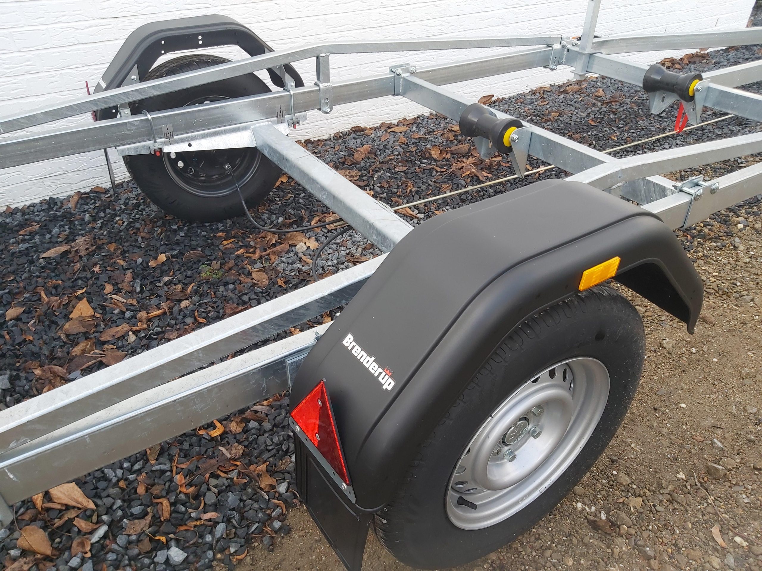 Brenderup Bootstrailer Premium 201300B SR mit Rollen Boote bis 600cm 1300kg 311967