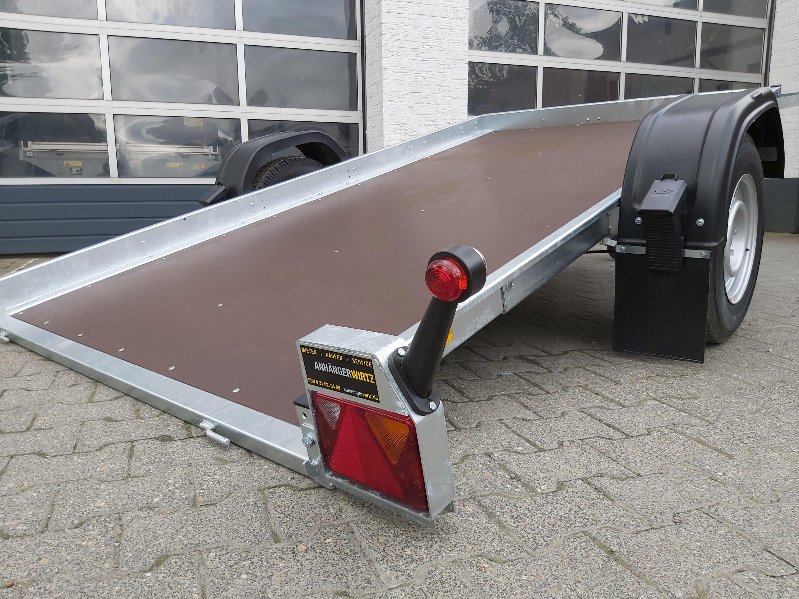 Kleinfahrzeug Transporter Multi easyload UNI N13 – 305 305x166x10cm (M) 1300kg online Aktion