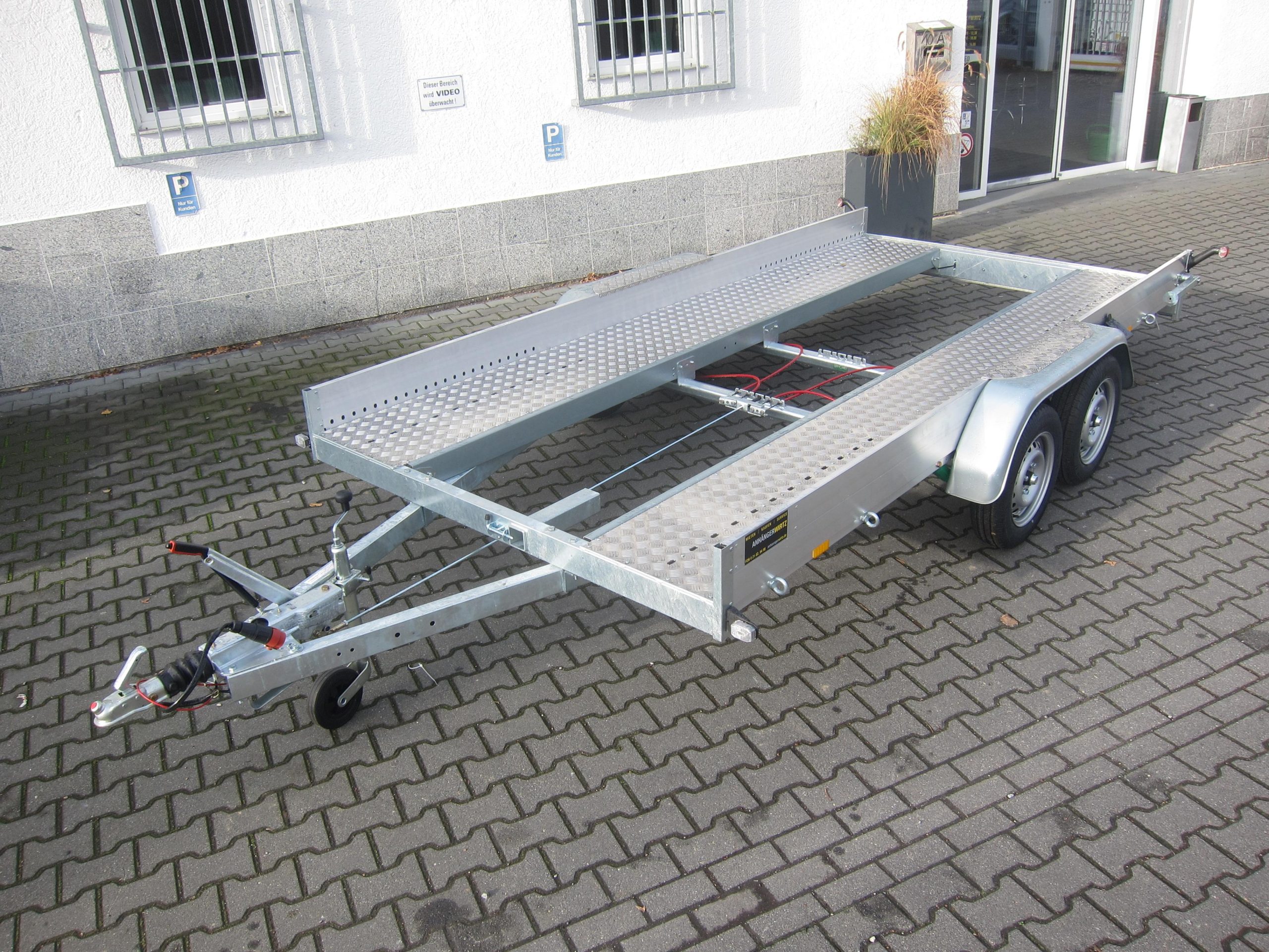 Anssems AMT ECO 2000 light 400x188x18cm (XL) Alurampen 2000kg Wohnmobilanhänger April Aktion