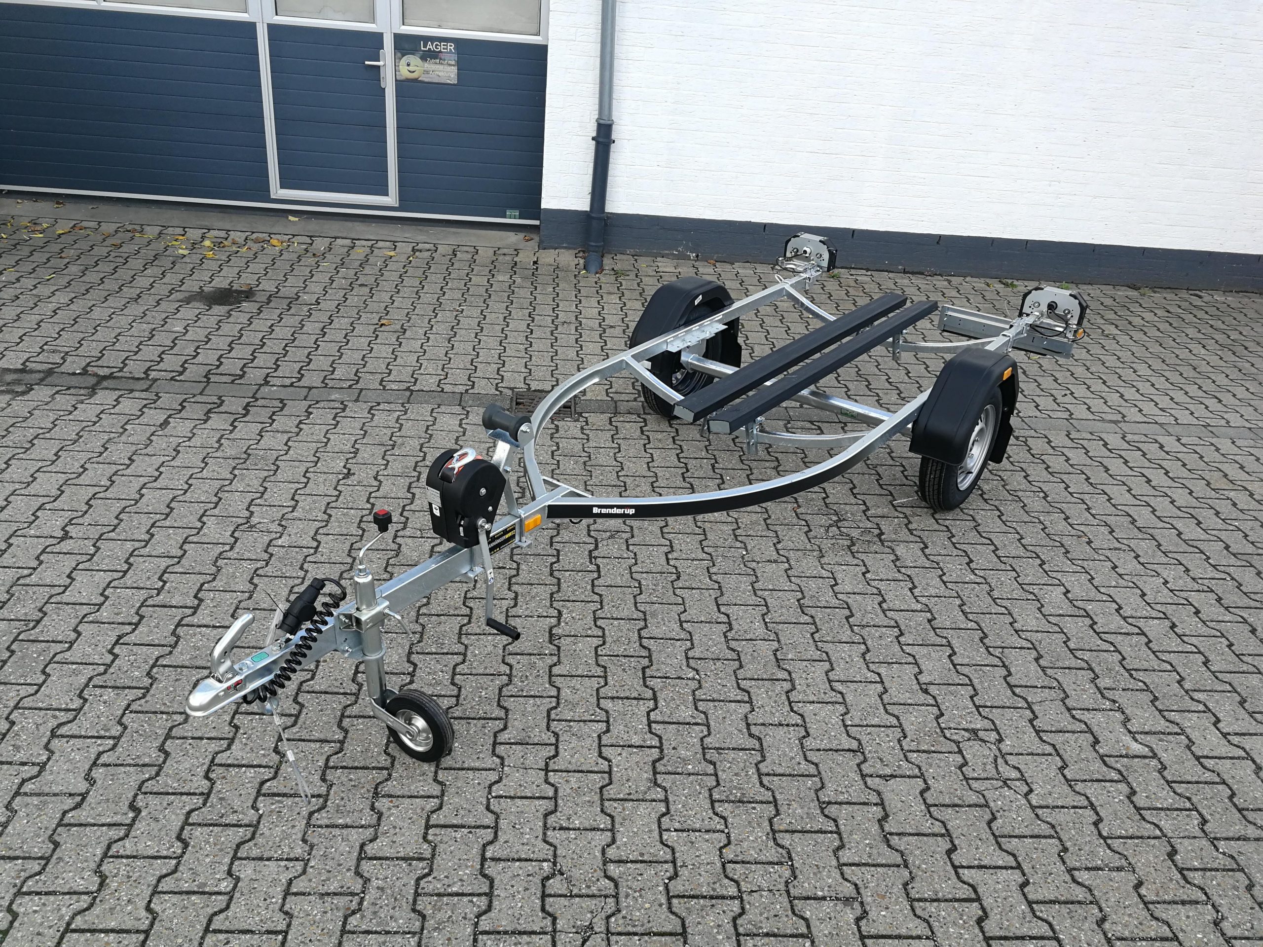 Brenderup Boot Jetski Trailer 8815UB PWC10750UBRX Langauflagen Seilwinde ( Gurtband) 750kg 311367