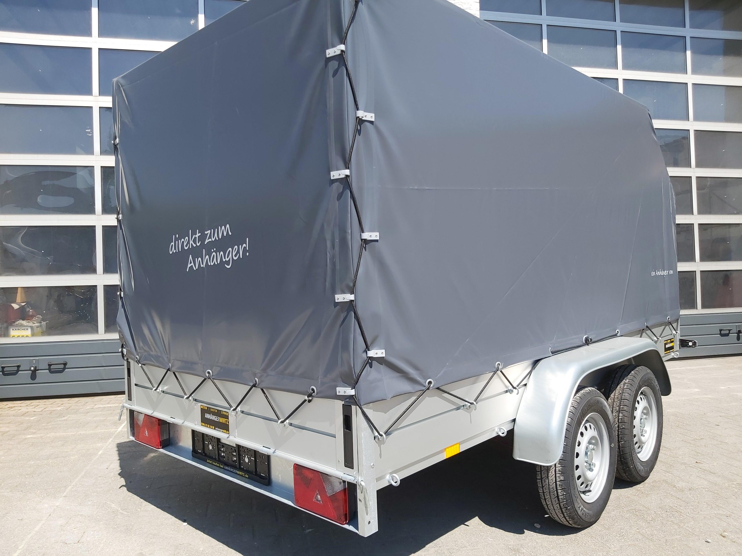 Aluliner Planen Anhänger GTT 2000 301x151x150cm Plane grau schräg (M) 2000kg Aktion