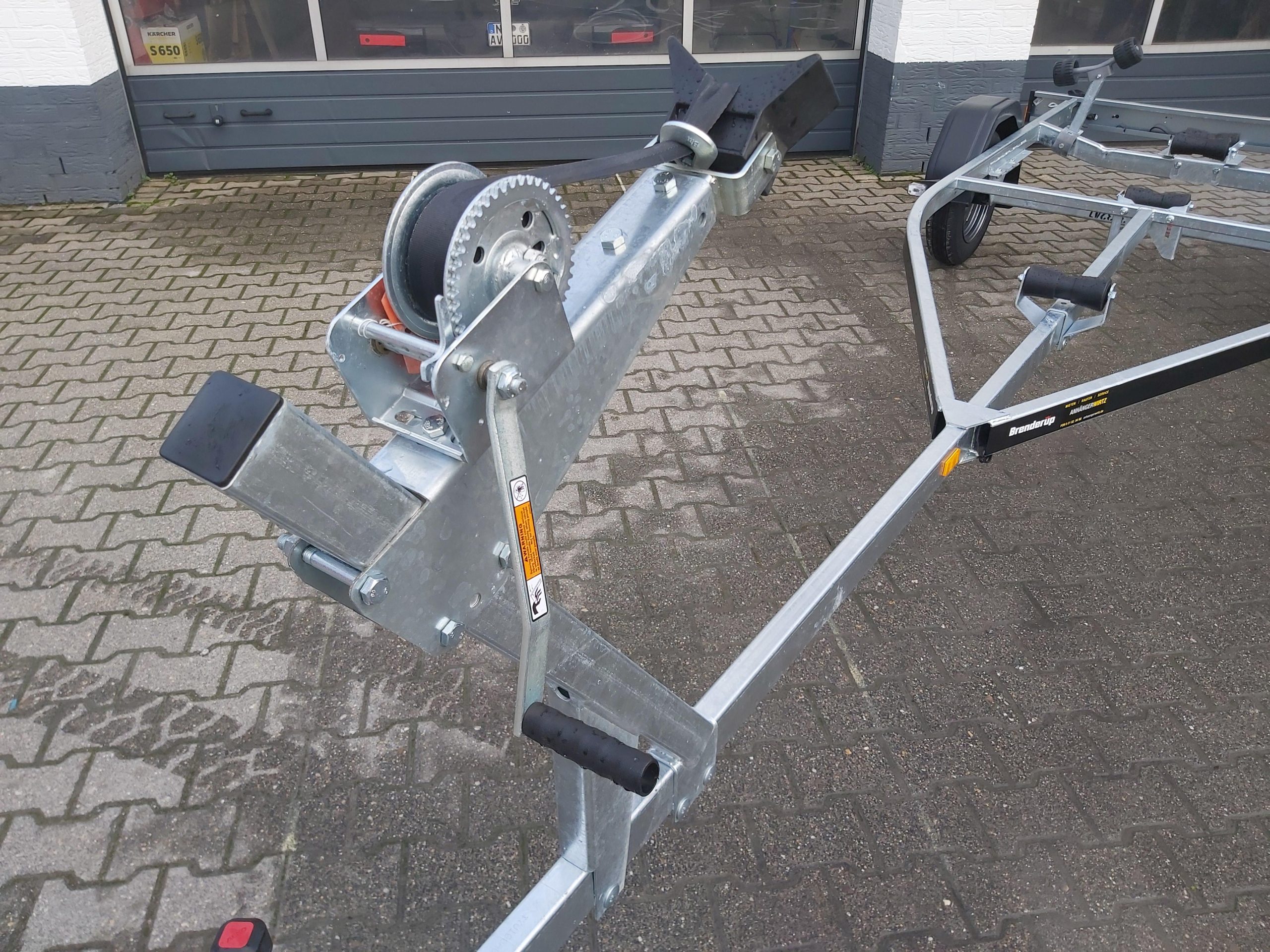 Brenderup Bootstrailer 750L UB Premium 180750UBL 750kg Winde 311959 April Online Aktion