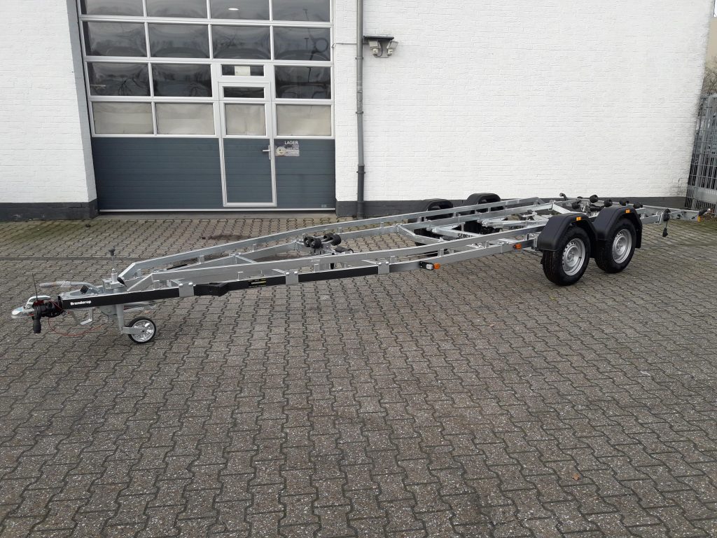 Brenderup Bootstrailer Premium 242500 TB SR 2500 Superrollen Winde 2500kg 312269 Modell 2025