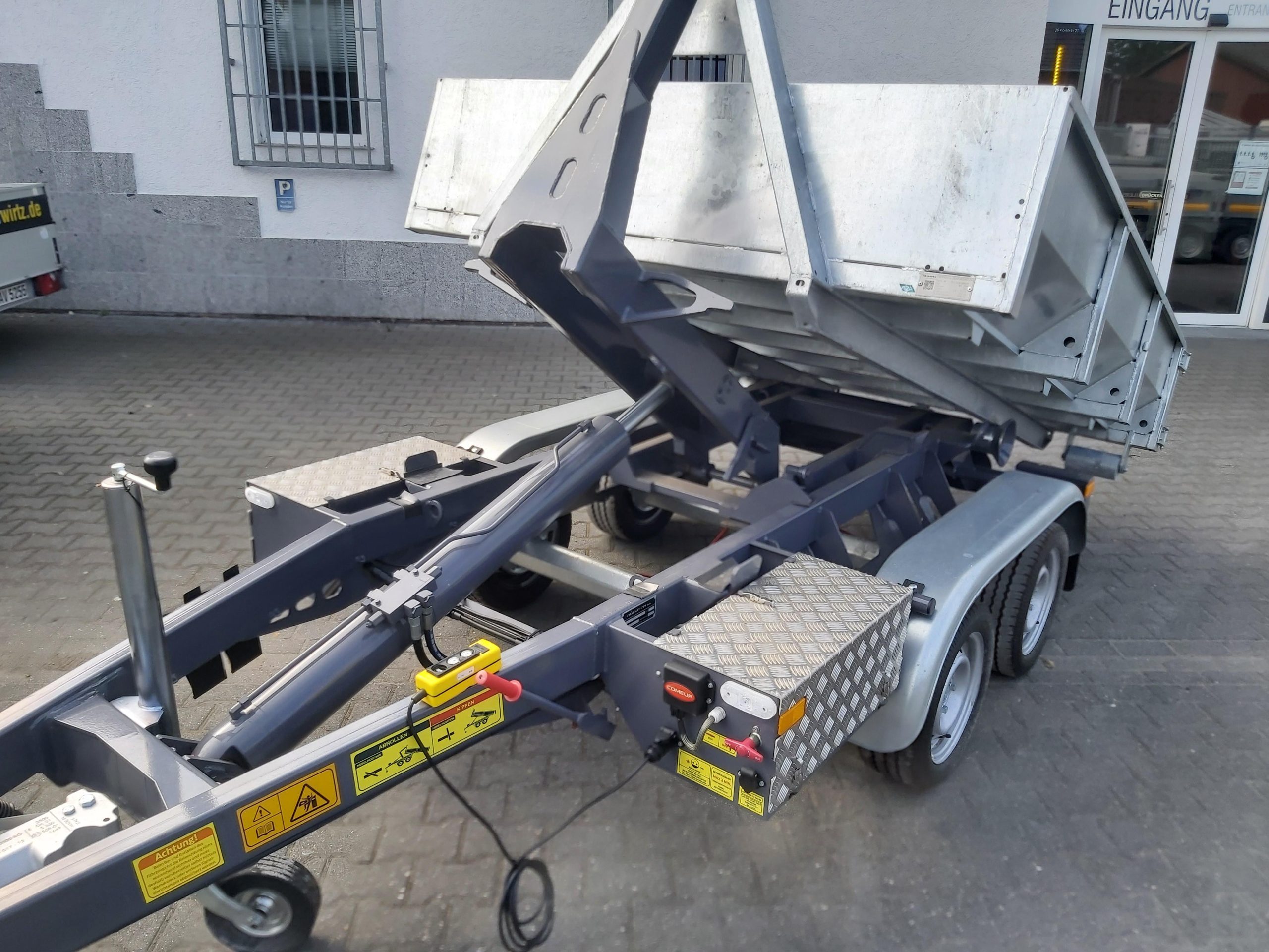 Hakenlift Anhänger Kipper KONOS 3500 elektro hydraulisch 3500kg mit Container Mulde