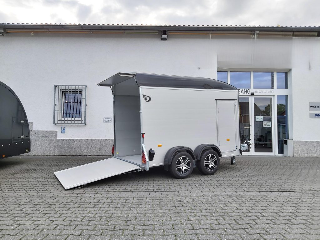 Cargo Roadster 500+ 312x167x199cm Alu Poly black Seitentür Alufelgen blck Pullman 100km/H 2600kg