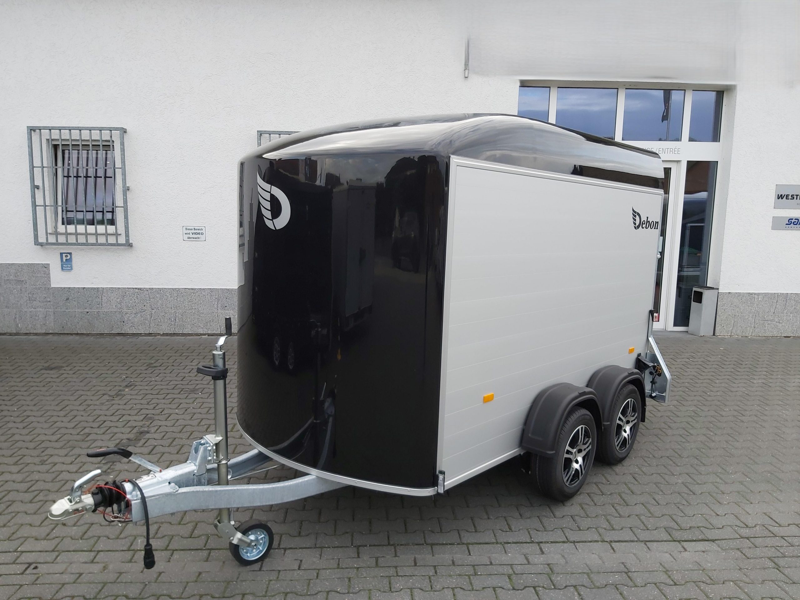 Cargo Roadster 500+ 312x167x199cm Alu Poly black Seitentür Alufelgen blck Pullman 100km/H 2600kg