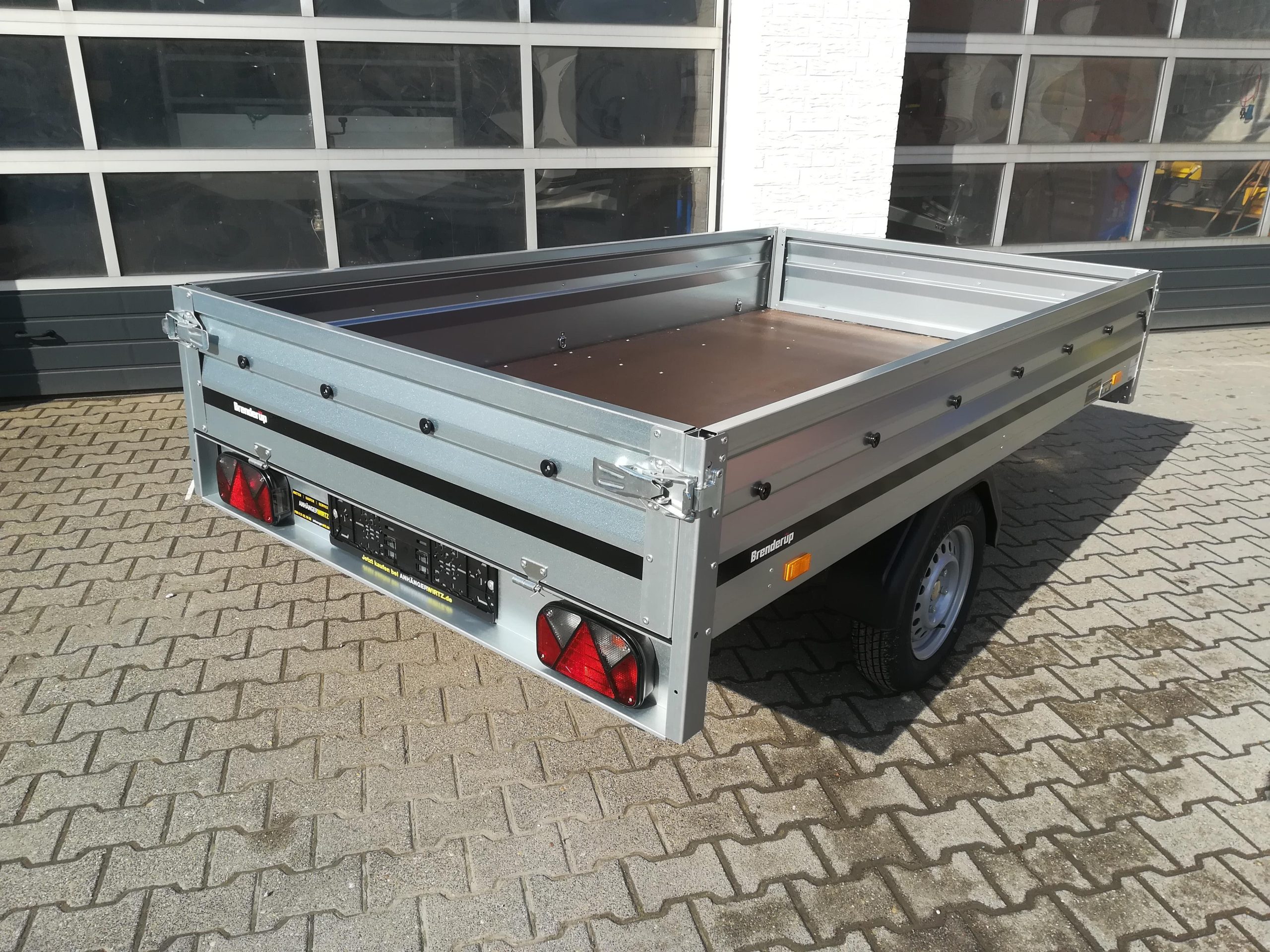 Brenderup 3251 SUB 750 250x142x35cm (S) 750kg
