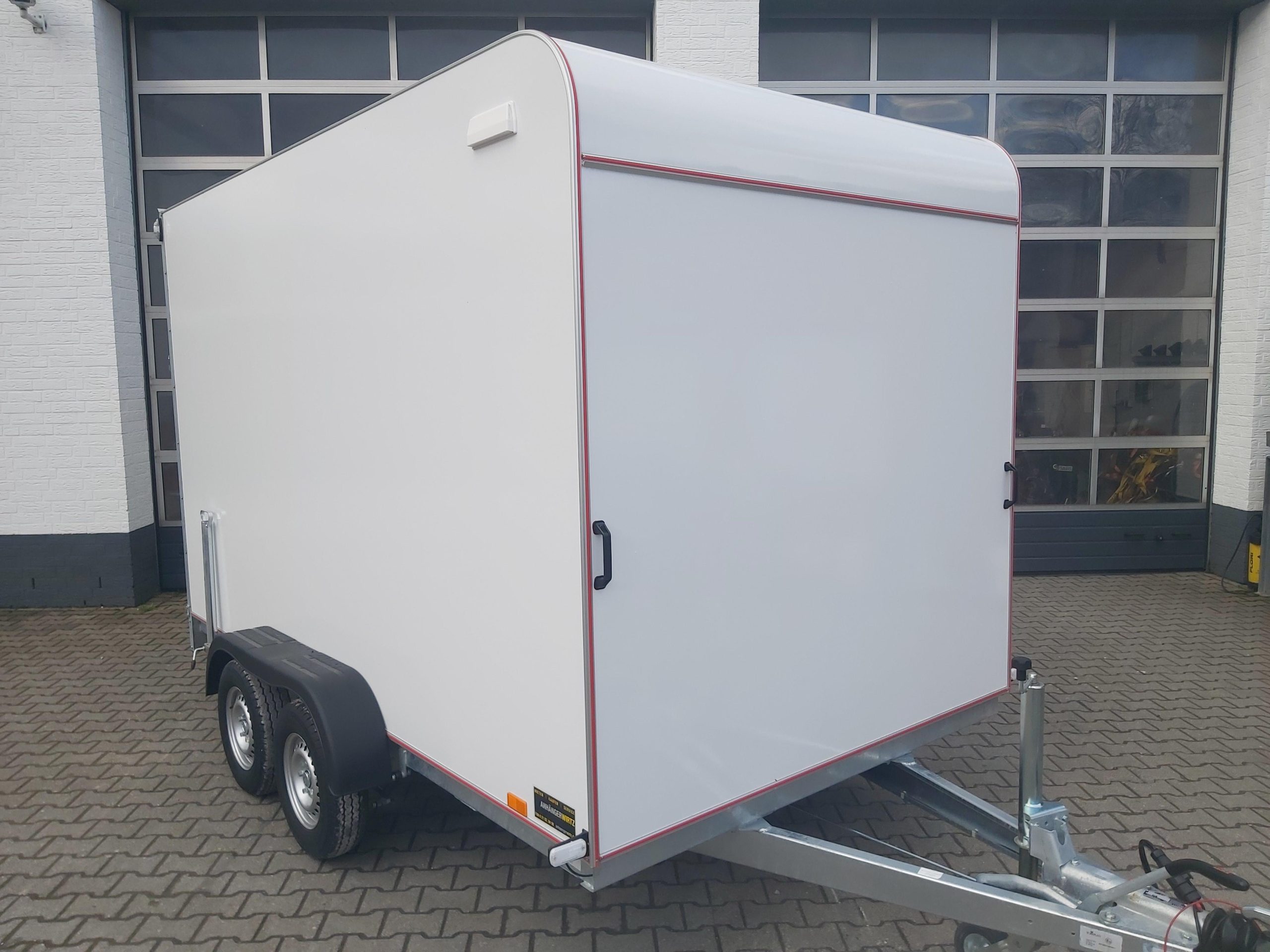 Koffer TFS 360T.01 2700 360x200x210cm aero Heckrampe Zurrsystem (L) 100km/h 2700kg