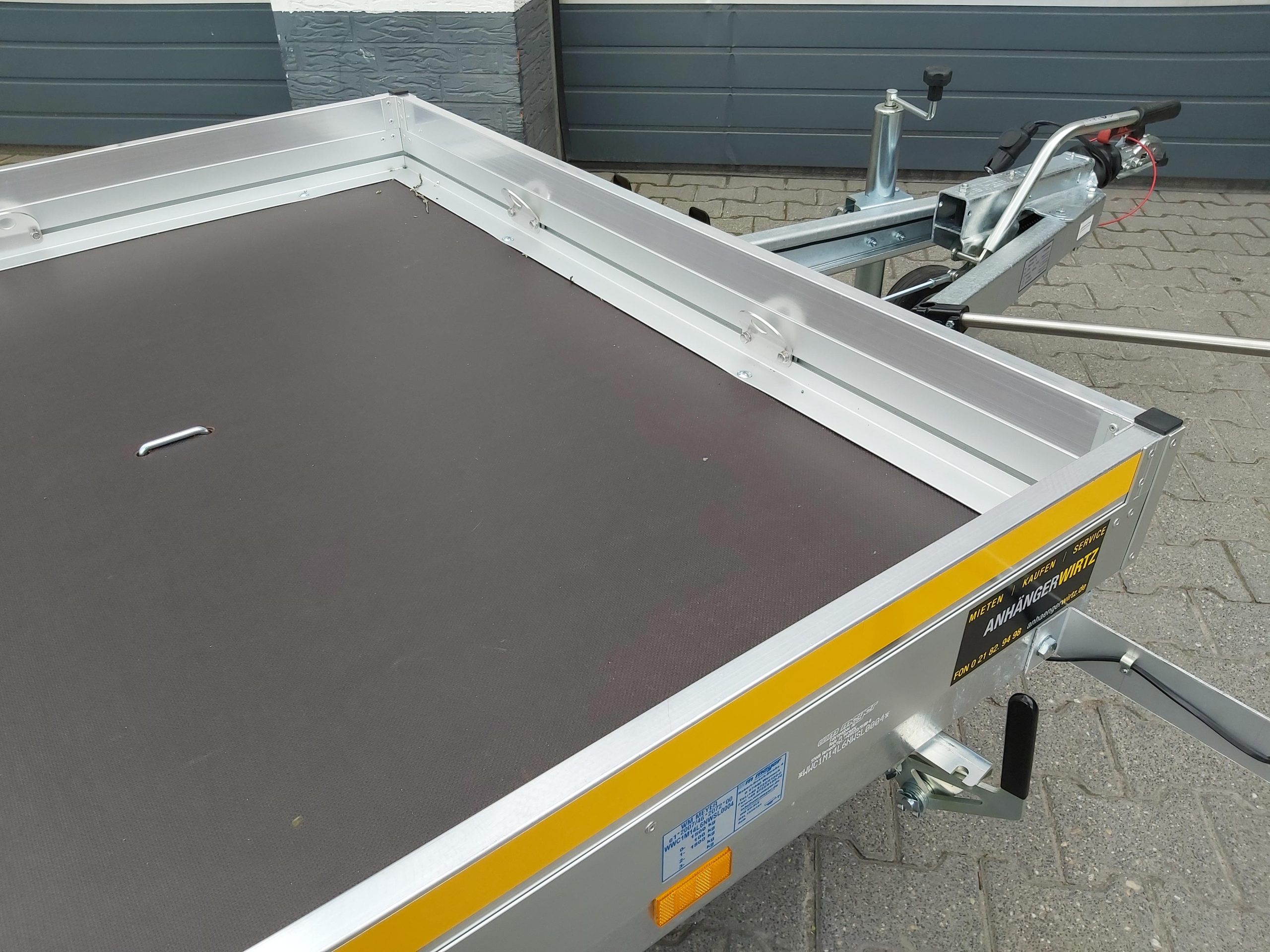 Senklift Anhänger MSL 1530/151 301x151x10cm yellow Plattform hydraulisch absenkbar 1500kg