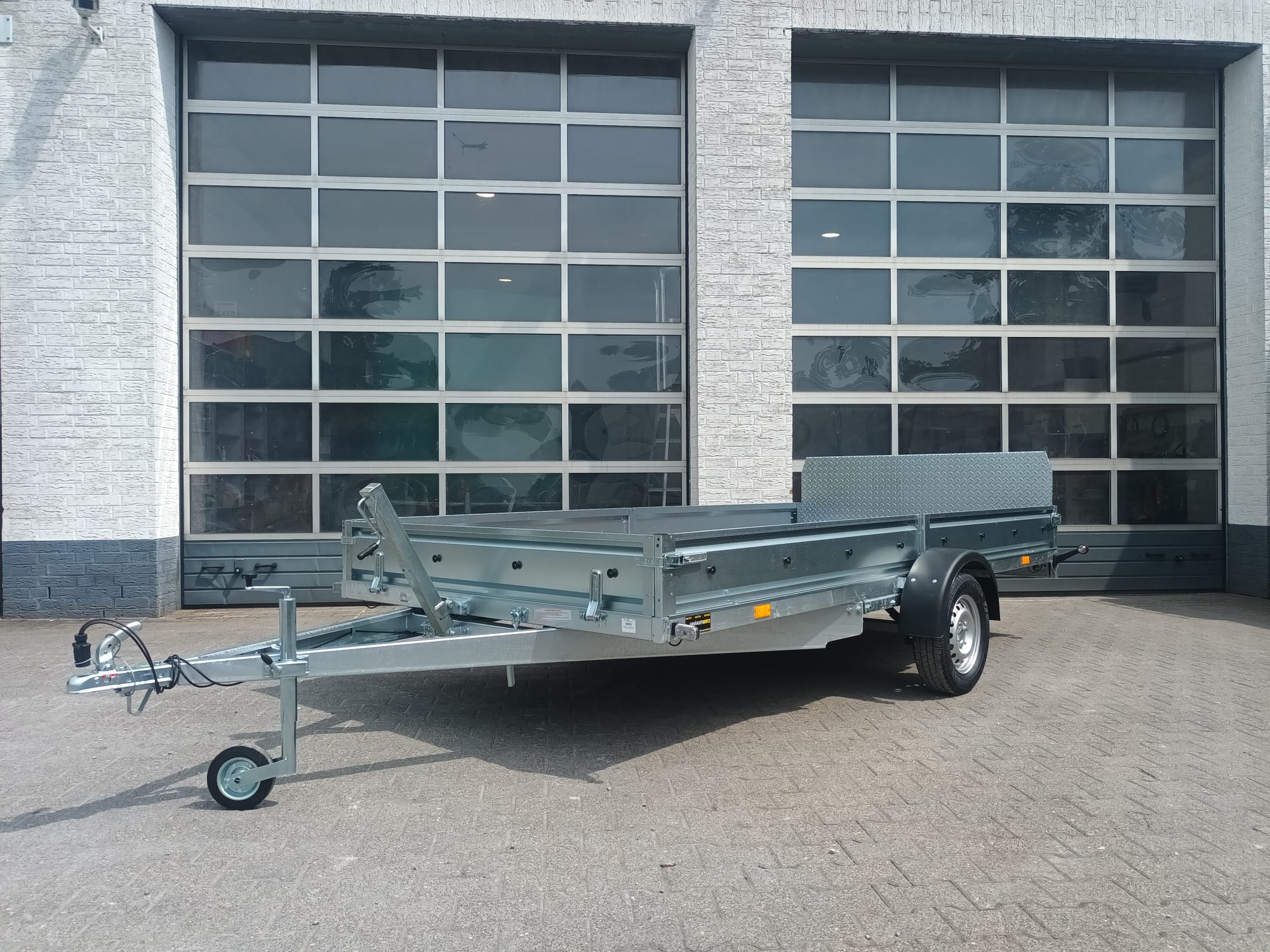 Kleinfahrzeug Universal Transporter Multi XL easyload Uni N7 ankippbar Blattfederung 100km/H 750kg