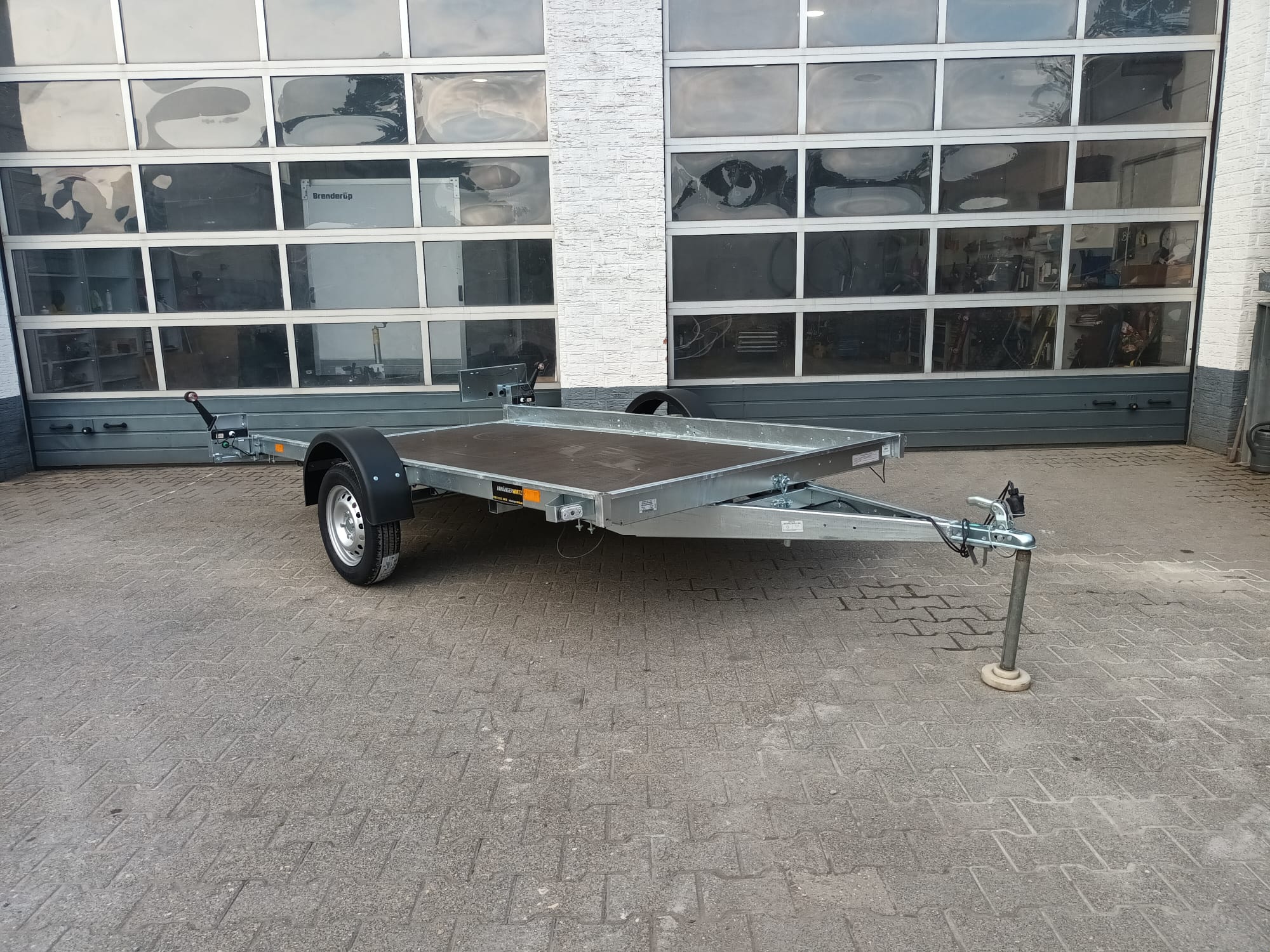 Kleinfahrzeug Transporter Multi easyload UNI N07 305x166x10cm (M) 750kg