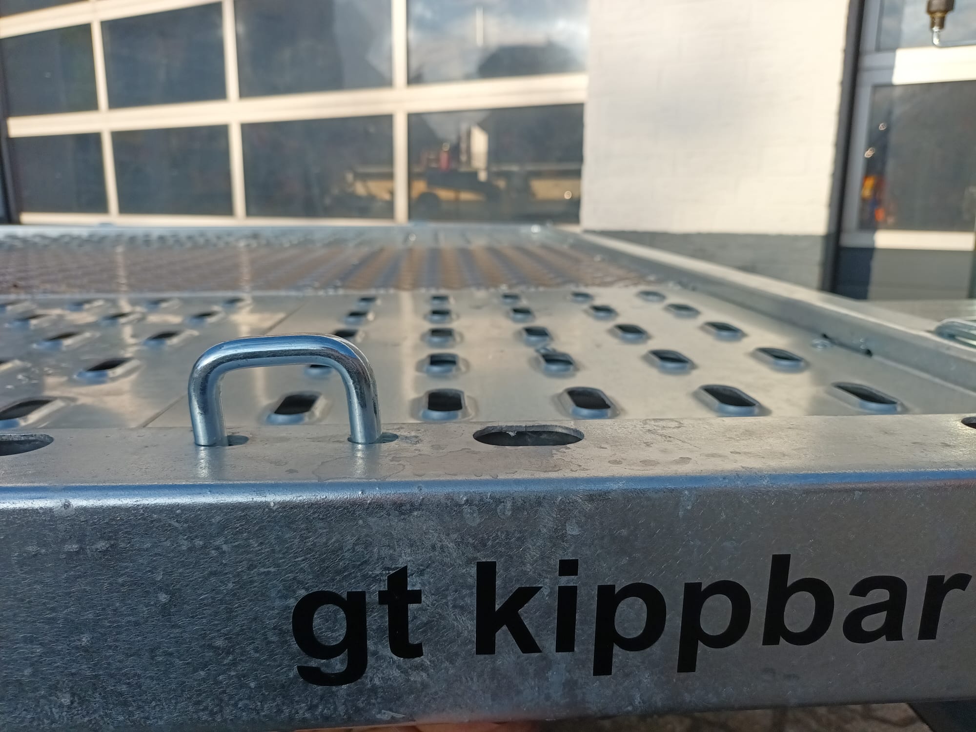 Martz GT kipp 450/2 S 450x215cm easyload ankippbar Lohr Stahl & Aluboden Seilwinde 10″ 3000kg