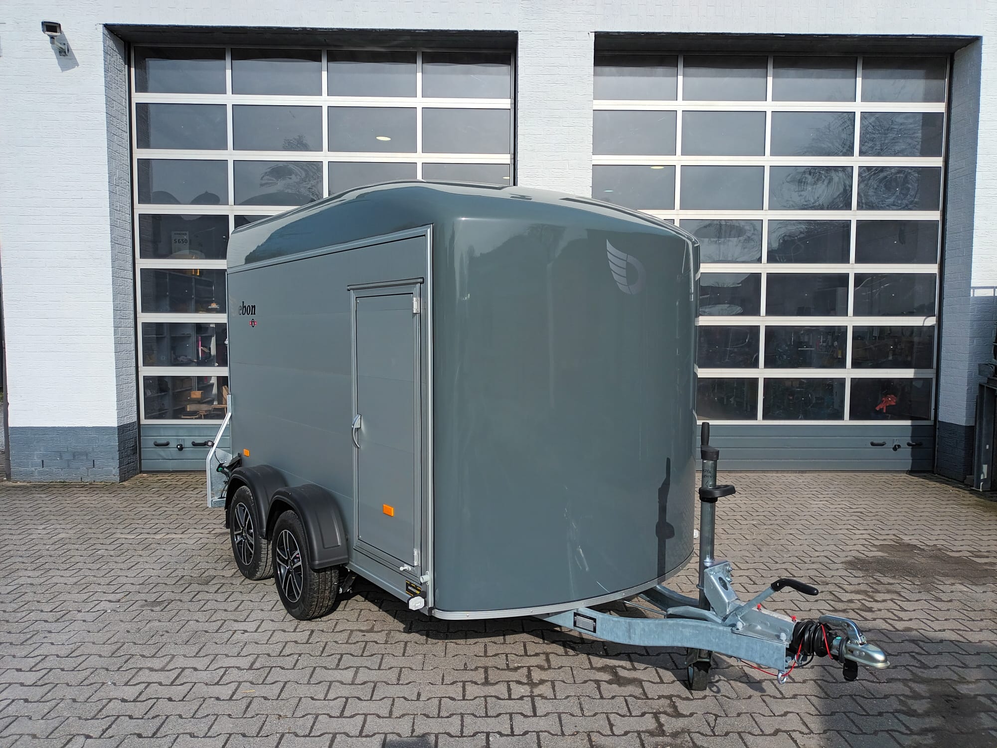 Cargo Roadster 500 312x167x199cm Alu Poly irongrey Seitentür Alufelgen 2000kg Pullman 100km/H