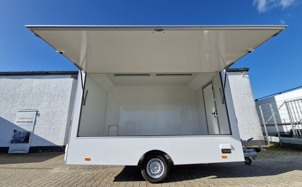 Verkaufsanhänger VK 360 200 aero retro 360cm 1 Verkaufsklappe 230 Volt Strom IL 1300kg Abverkauf