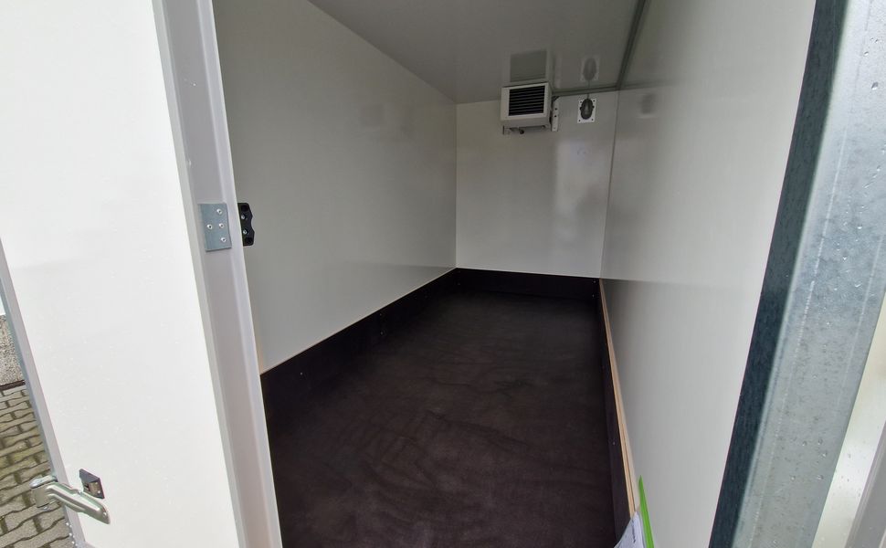 Kühlanhänger AZKF C 2735/155 343x154x200cm CiBIN 230V +Standkühlung (L) 2700kg Abverkauf