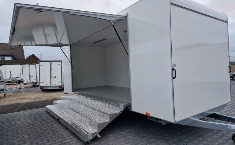 Event Trailer Koffer TWSP M 600T.01 600x230x217cm extrabreit Seitenklappe Treppe 230V LichtIL 2700kg