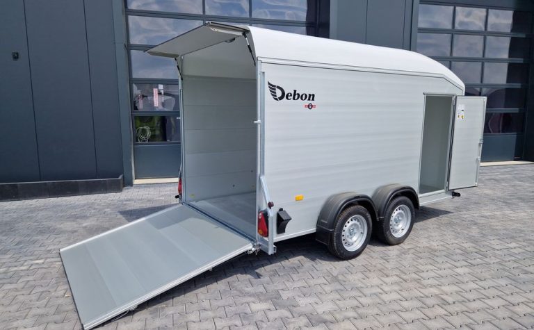 Cargo Roadster 700 plus 375x180x200cm Alu Poly weiß Seitentür Pullman 100km/H 2600kg Modell 2025