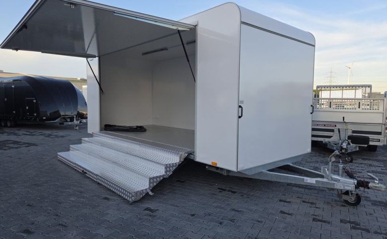 Event Trailer Koffer TWSP M 550T.03 550x220x217cm Seitenklappe Treppe integriert 2700kg 100km/H