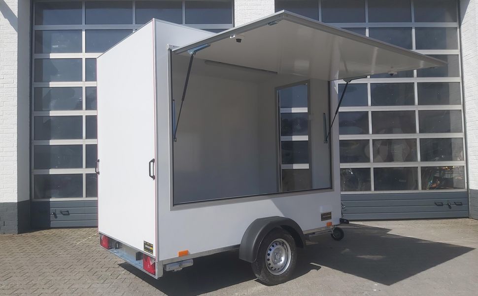 Verkaufsanhänger TFS Multi VK 250.01 250x150x200cm 1 Seitenklappe Tür 230V Strom 750kg 100kmH AKTION