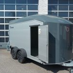 Cargo Roadster 700 plus 375x180x200cm Alu Poly irongrey Leichtmetallräder 2600kg Pullman 100km/H 24