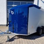 Cargo Roadster 700 plus 375x180x200cm Alu Poly kingblue Seitentür Pullman 2600kg 100km/H Aktion