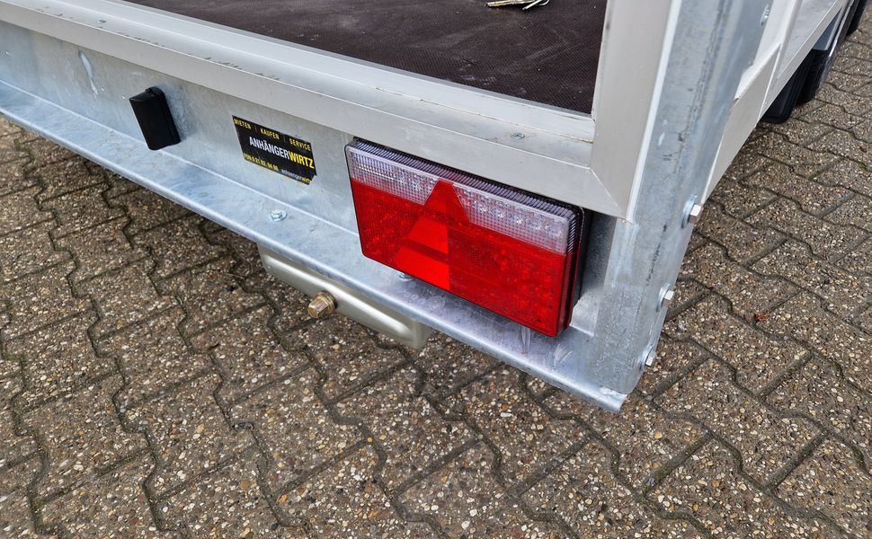 Koffer Hochlader FC2024HTL Messe 400x200x200cm aerodynamisch 10″ Alufelgen (XL) 2000kg 100 km/H