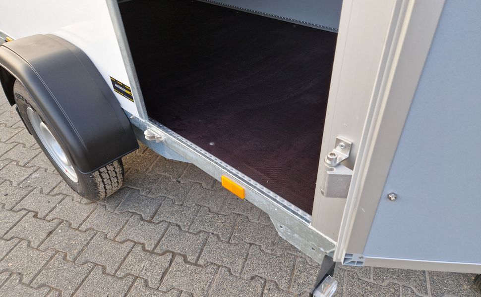 Saris Koffer GO 256 134 1350 1 GFK weiß Seitentür (S) 1350kg