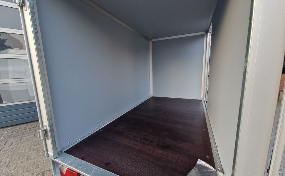 Saris Koffer GO 256 134 1350 1 GFK weiß Seitentür (S) 1350kg