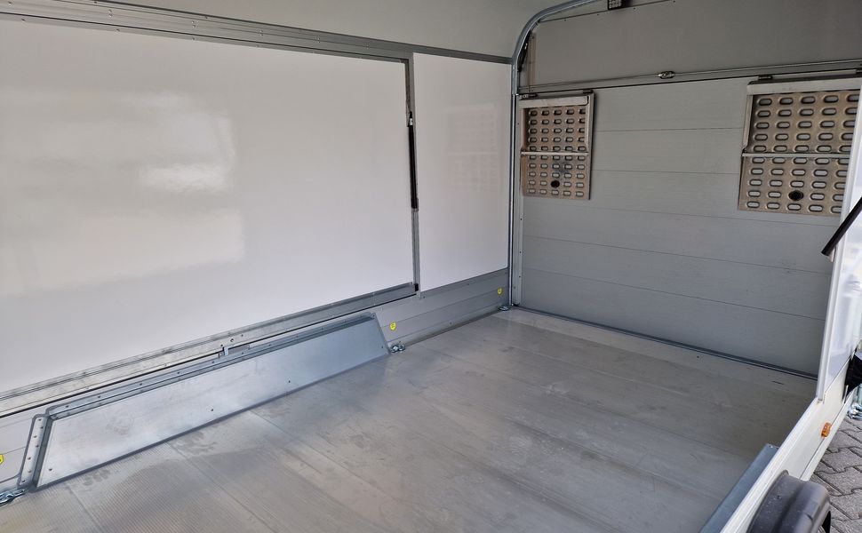 Cargo Roadster 1000 480x200x206cm Poly grau Seitenklappen Seitentüren Rampe Pullman 100km/H 3500kg