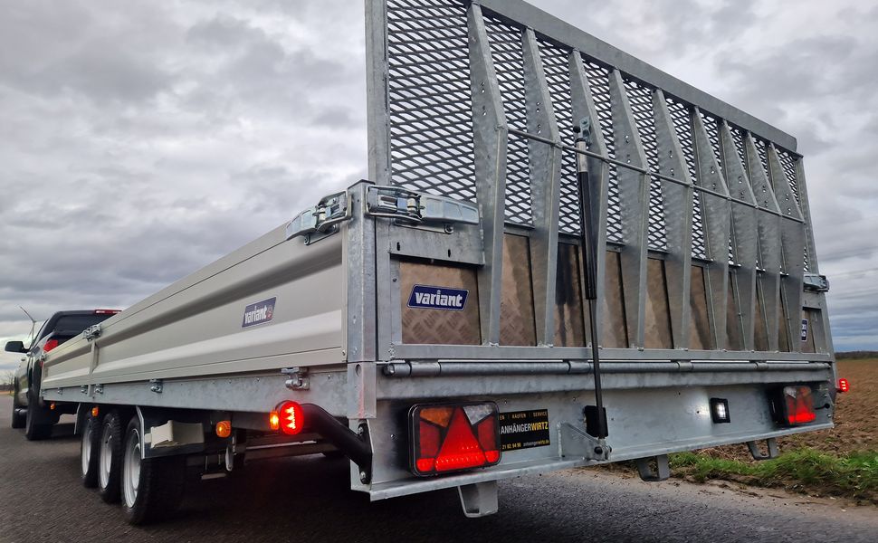 Variant Maschinentransporter 3563 UX Maxi Load 620x210x30cm LED Tridem Parabelfeder 3500kg