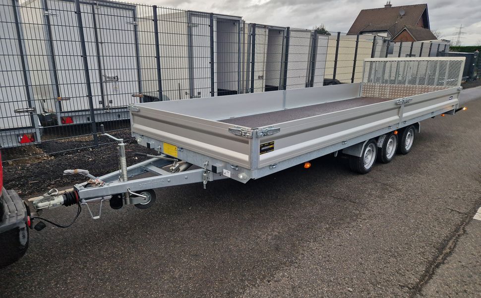 Variant Maschinentransporter 3563 UX Maxi Load 620x210x30cm LED Tridem Parabelfeder 3500kg