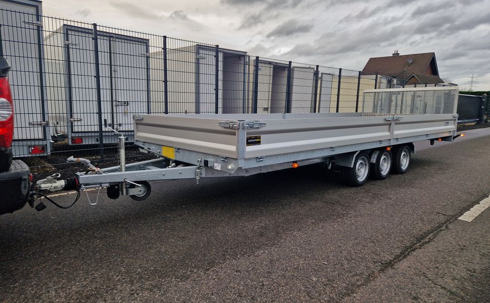 Variant Maschinentransporter 3563 UX Maxi Load 620x210x30cm LED Tridem Parabelfeder 3500kg