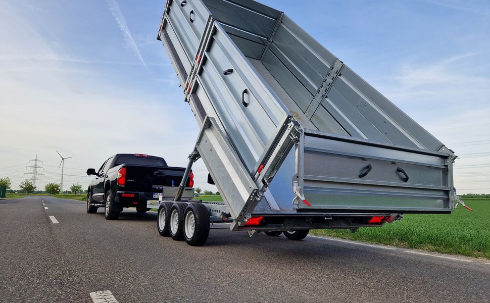 Brian James Trailer Tipper 526-4020 400x200x100cm Aufsatz elek. blackline LED Tridem 3500kg Aktion
