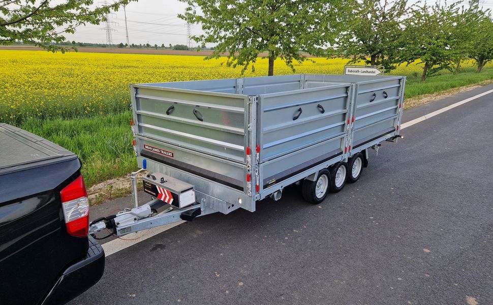 Brian James Trailer Tipper 526-4020 400x200x100cm Aufsatz elek. blackline LED Tridem 3500kg Aktion