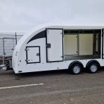 BJT Race Transporter 5 550x212x189cm weiß Lichtpaket Showlicht ASR 3500kg Abverkauf